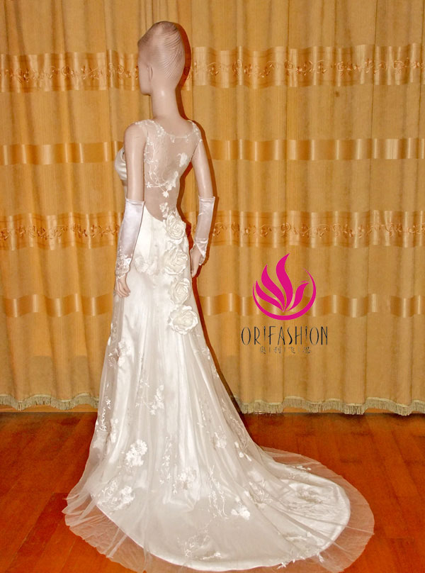 Unique cute and sexy embroidered bridal gown  RC139